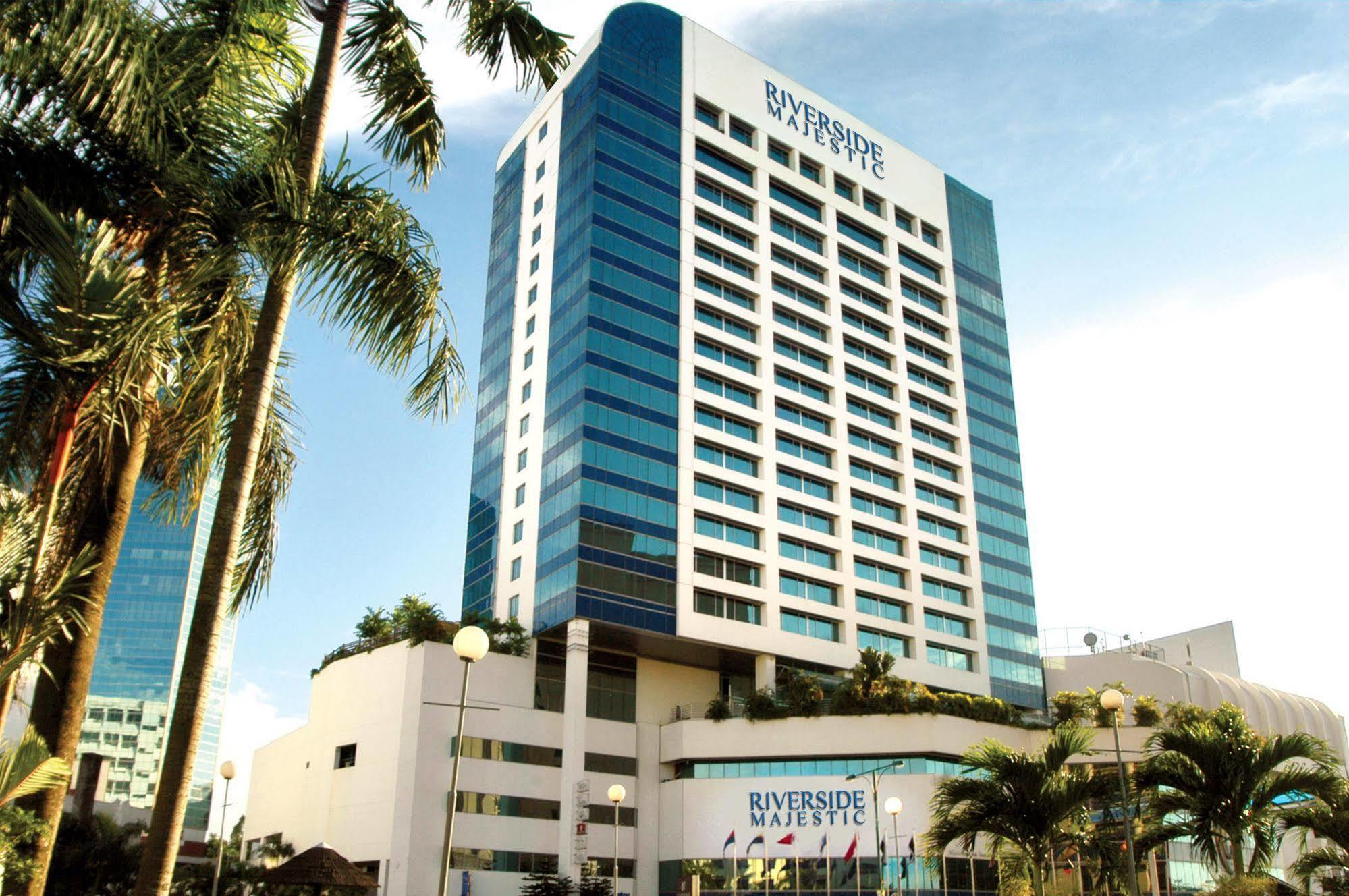 Puteri Wing - Riverside Majestic Hotel Kuching Exterior photo